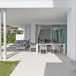 Hillside Flat With Pool In Palo Alto By Costarentals - Ref M49