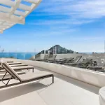Hillside Flat With Pool In Palo Alto By Costarentals - Ref M49