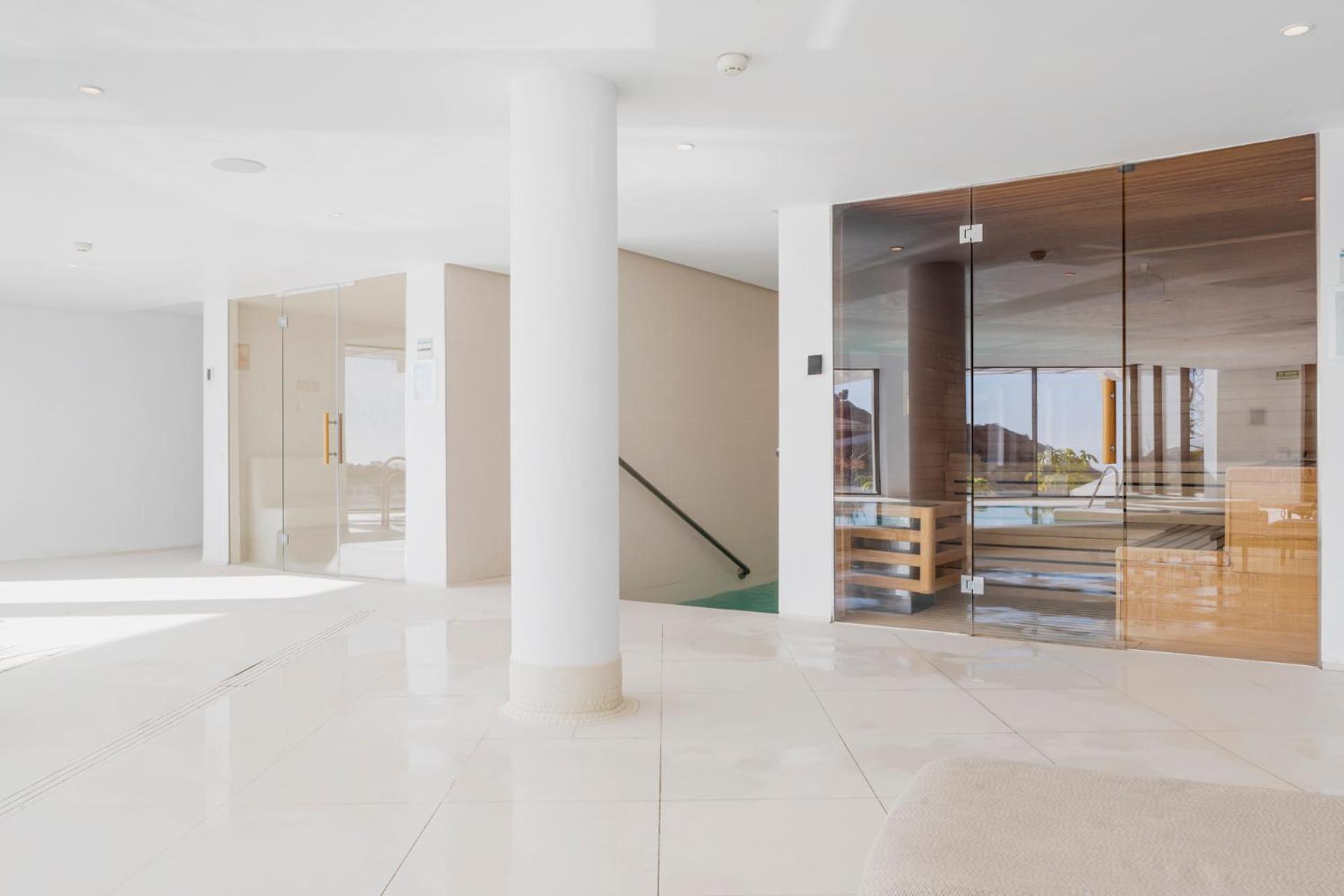 Apartment Hillside Flat With Pool In Palo Alto By Costarentals - Ref M49 *